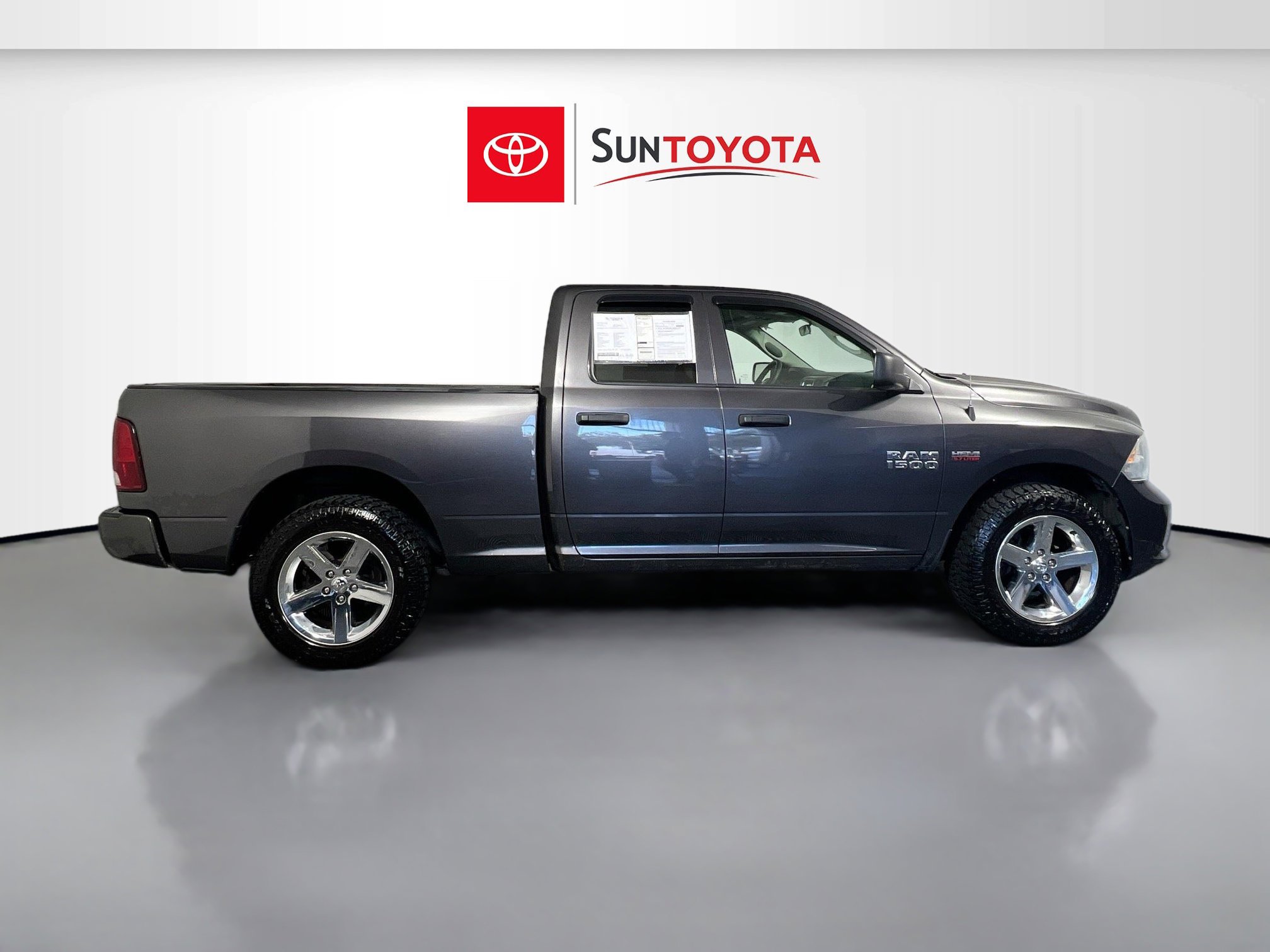 Used 2017 RAM 1500 Express w/ Express Value Package image 2