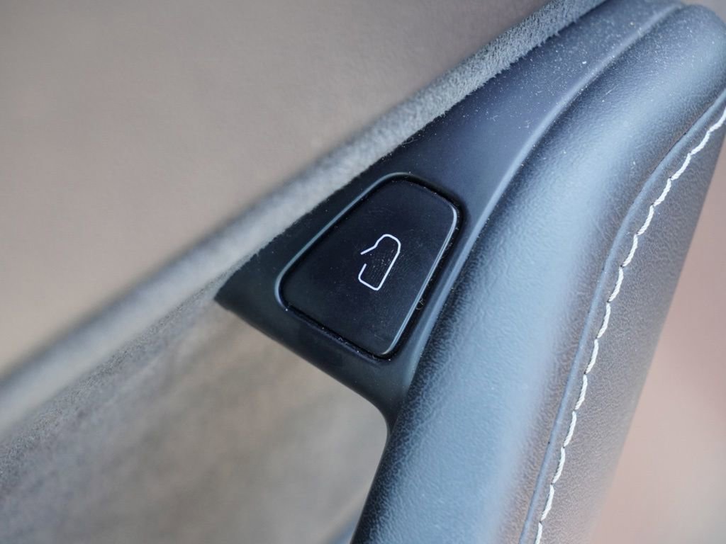 Used 2022 Tesla Model Y Performance AWD/4WD image 8