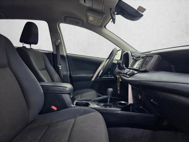 Used 2018 Toyota RAV4 LE image 16