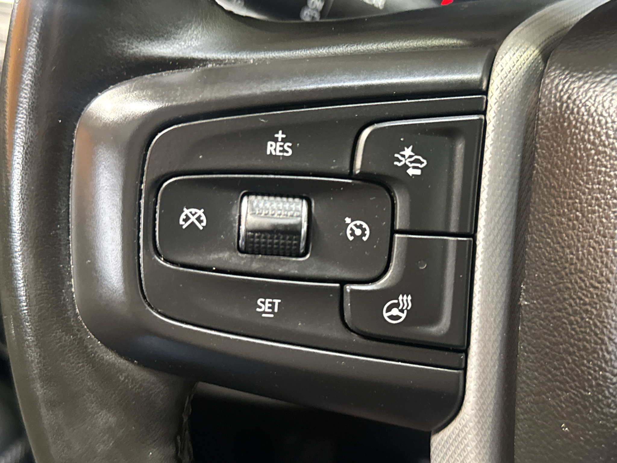 Used 2023 GMC Yukon XL Denali w/ Max Trailering Package AWD/4WD image 27