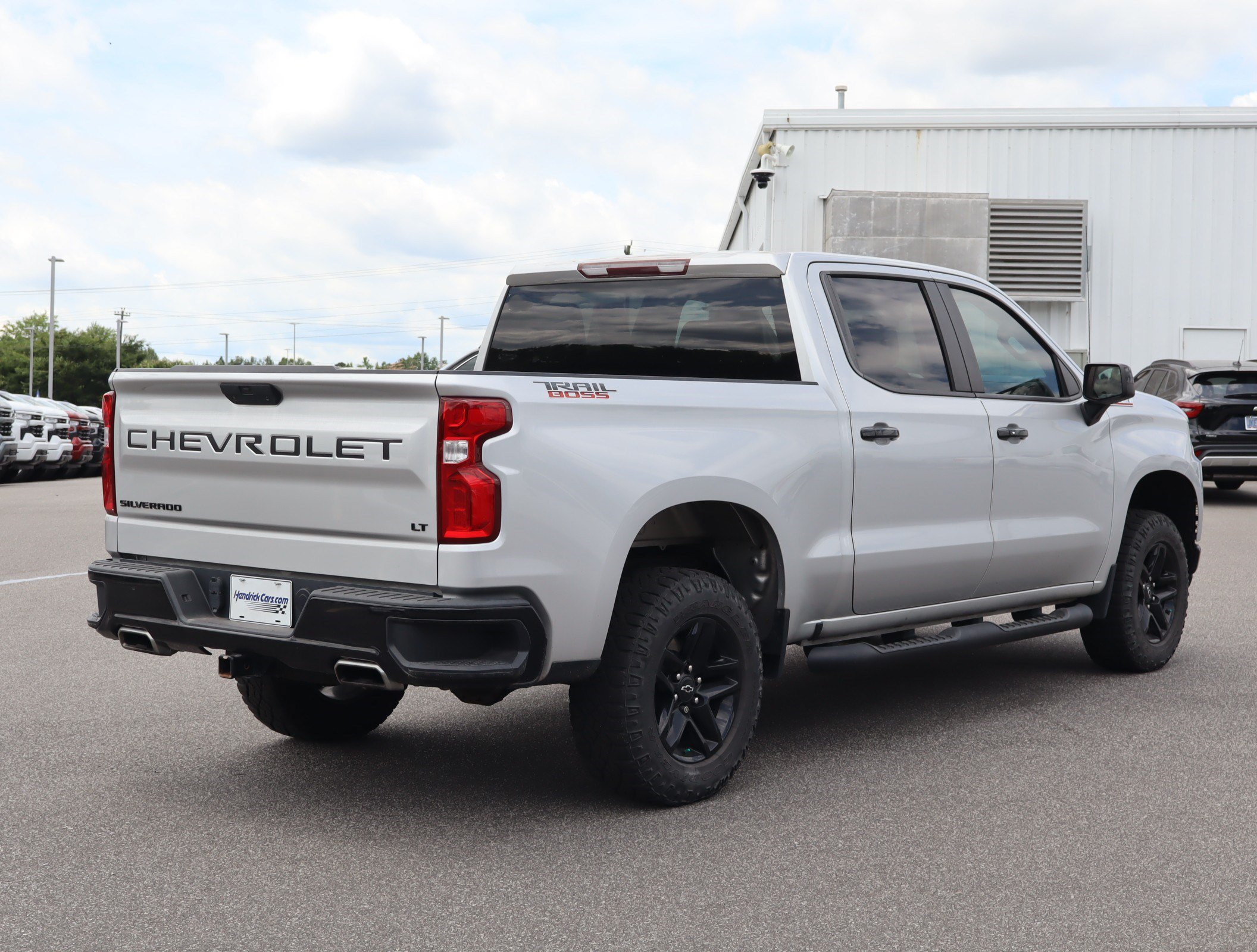 Used 2020 Chevrolet Silverado 1500 LT Trail Boss AWD/4WD image 9