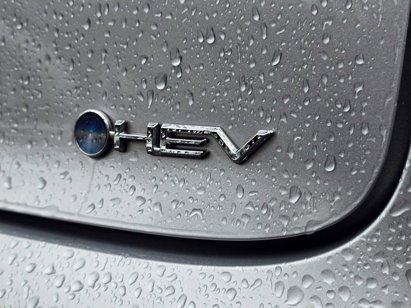 Used 2024 Toyota Prius LE image 14