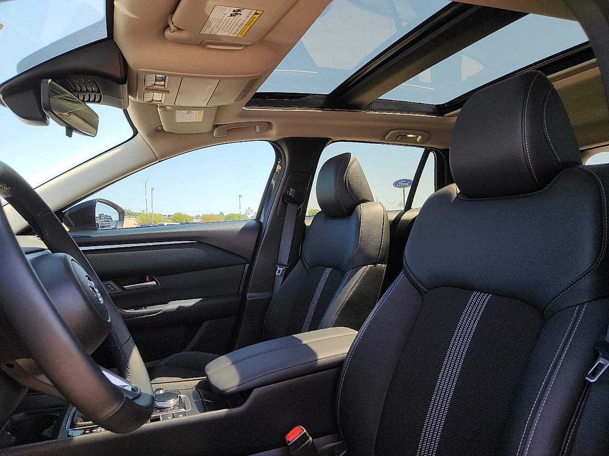 Used 2025 MAZDA CX-50 AWD 2.5 S w/ Cargo Package image 12