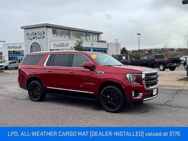 Certified 2022 GMC Yukon XL SLT w/ SLT Premium Package AWD/4WD image 9