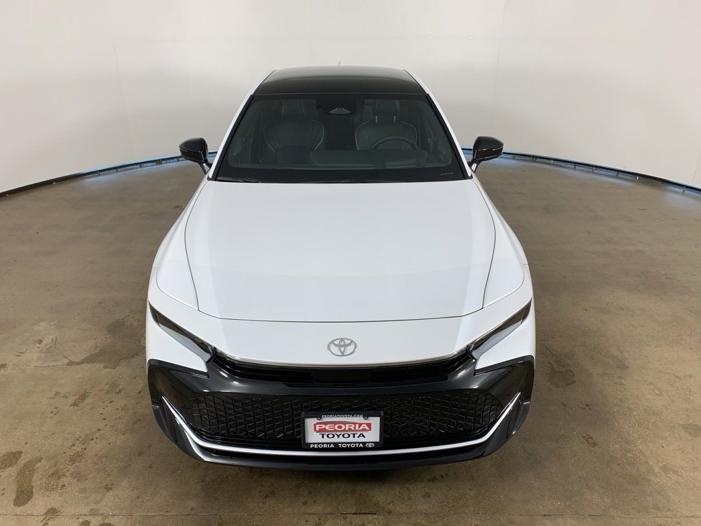 New 2026 Toyota Crown Platinum image 4