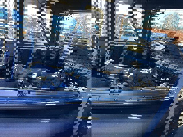 Used 2018 Jeep Wrangler Unlimited Sahara w/ Dual Top Group image 27