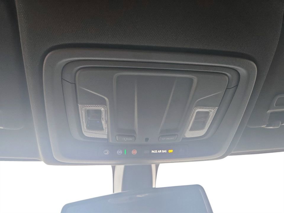 Used 2021 GMC Sierra 1500 AT4 image 24