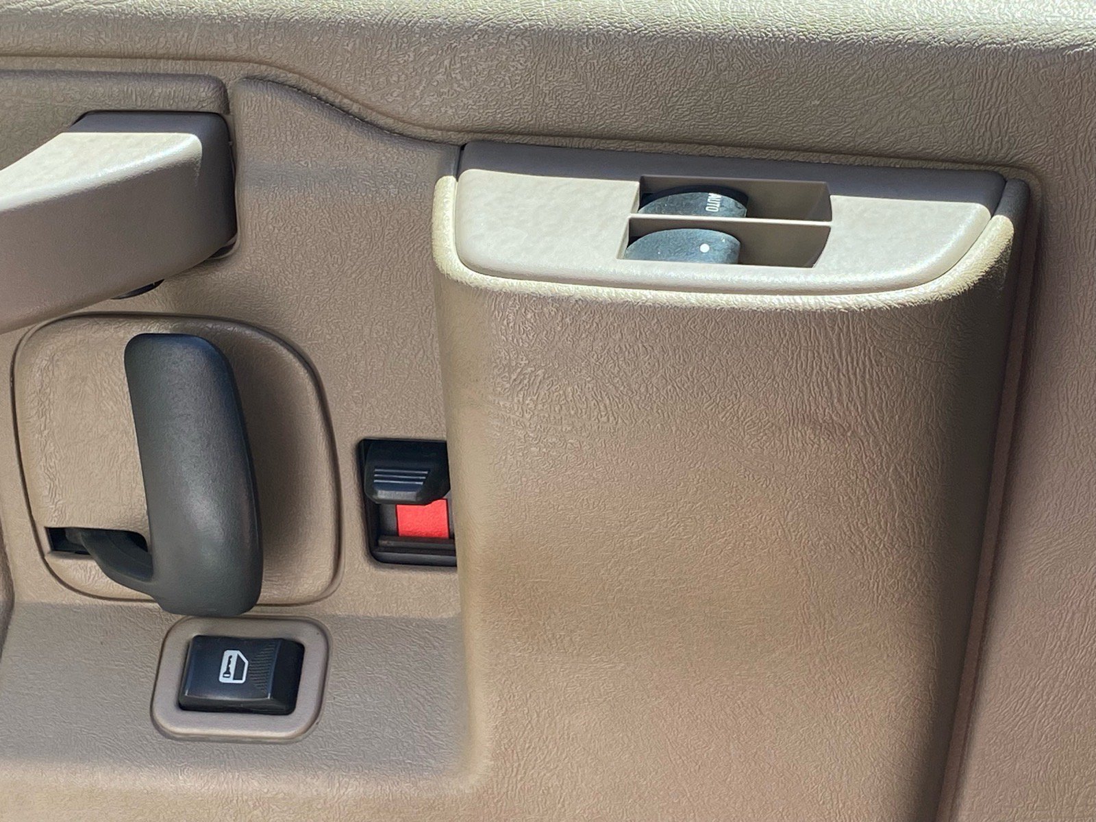 Used 2021 GMC Savana 3500 w/ Power Convenience Package RWD image 16