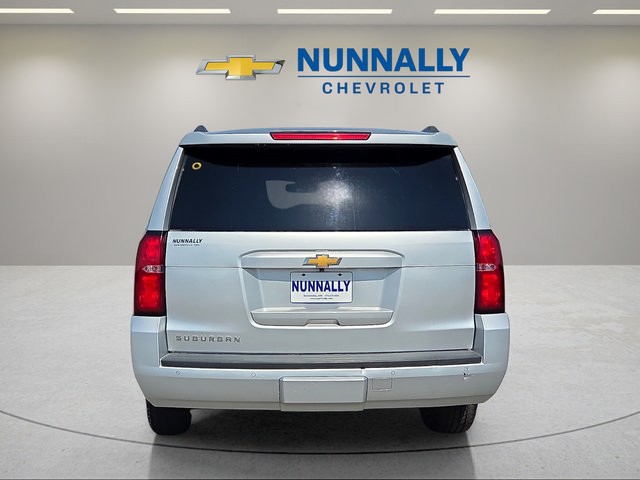Used 2020 Chevrolet Suburban LT AWD/4WD image 4