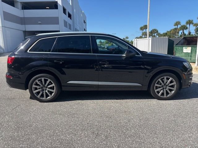 Used 2019 Audi Q7 3.0T Premium Plus w/ Premium Plus Package AWD/4WD image 2