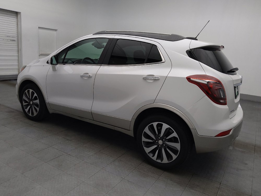Used 2017 Buick Encore Essence FWD image 3