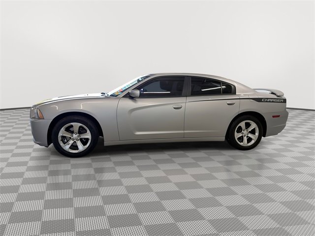 Used 2014 Dodge Charger SE w/ Sport Appearance Group image 7