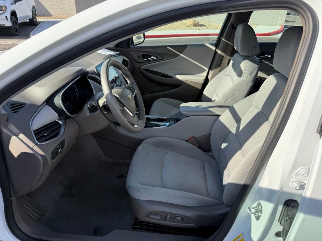 Used 2024 Chevrolet Malibu LT image 11