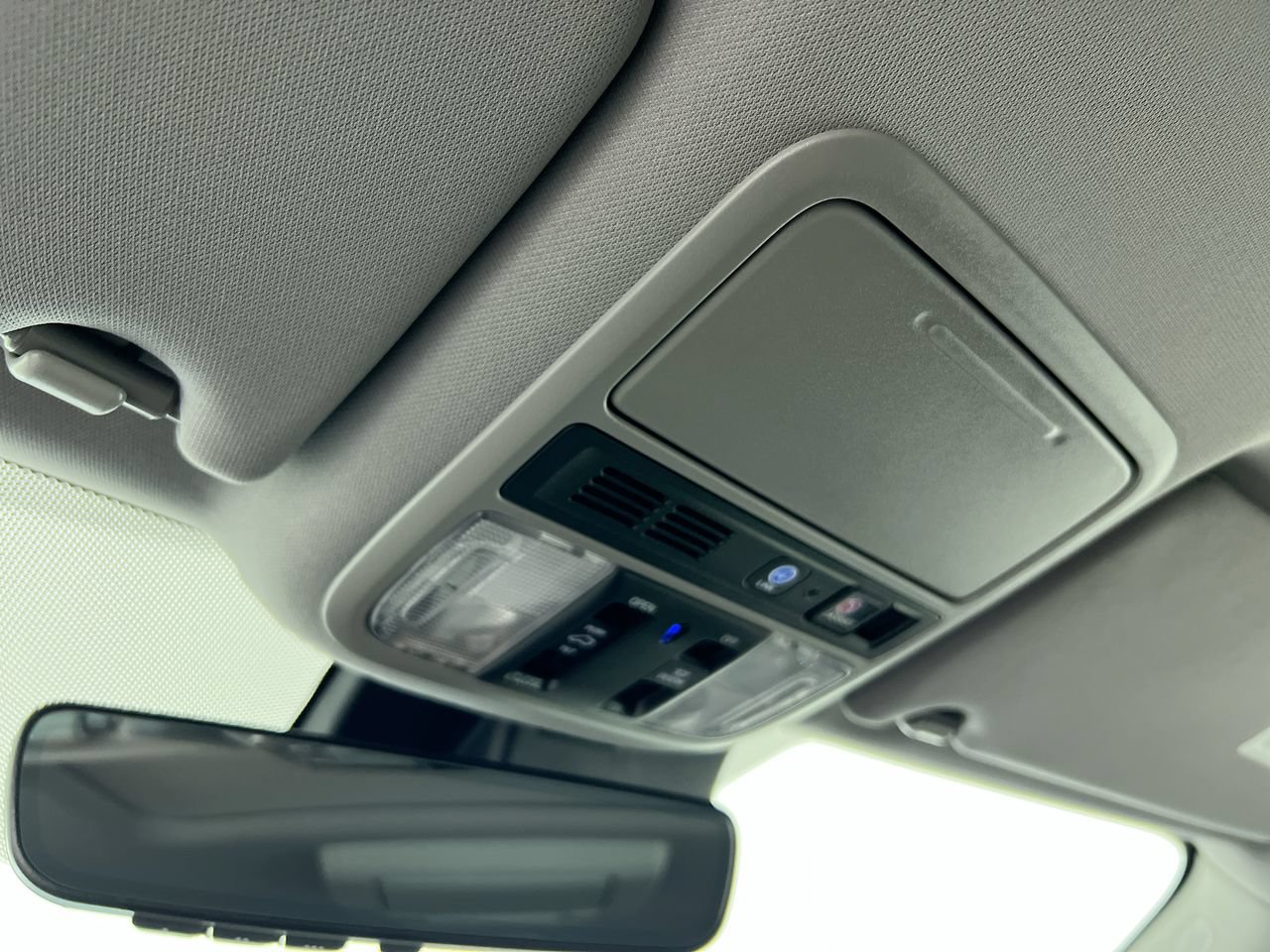 Used 2019 Honda Pilot Touring image 14