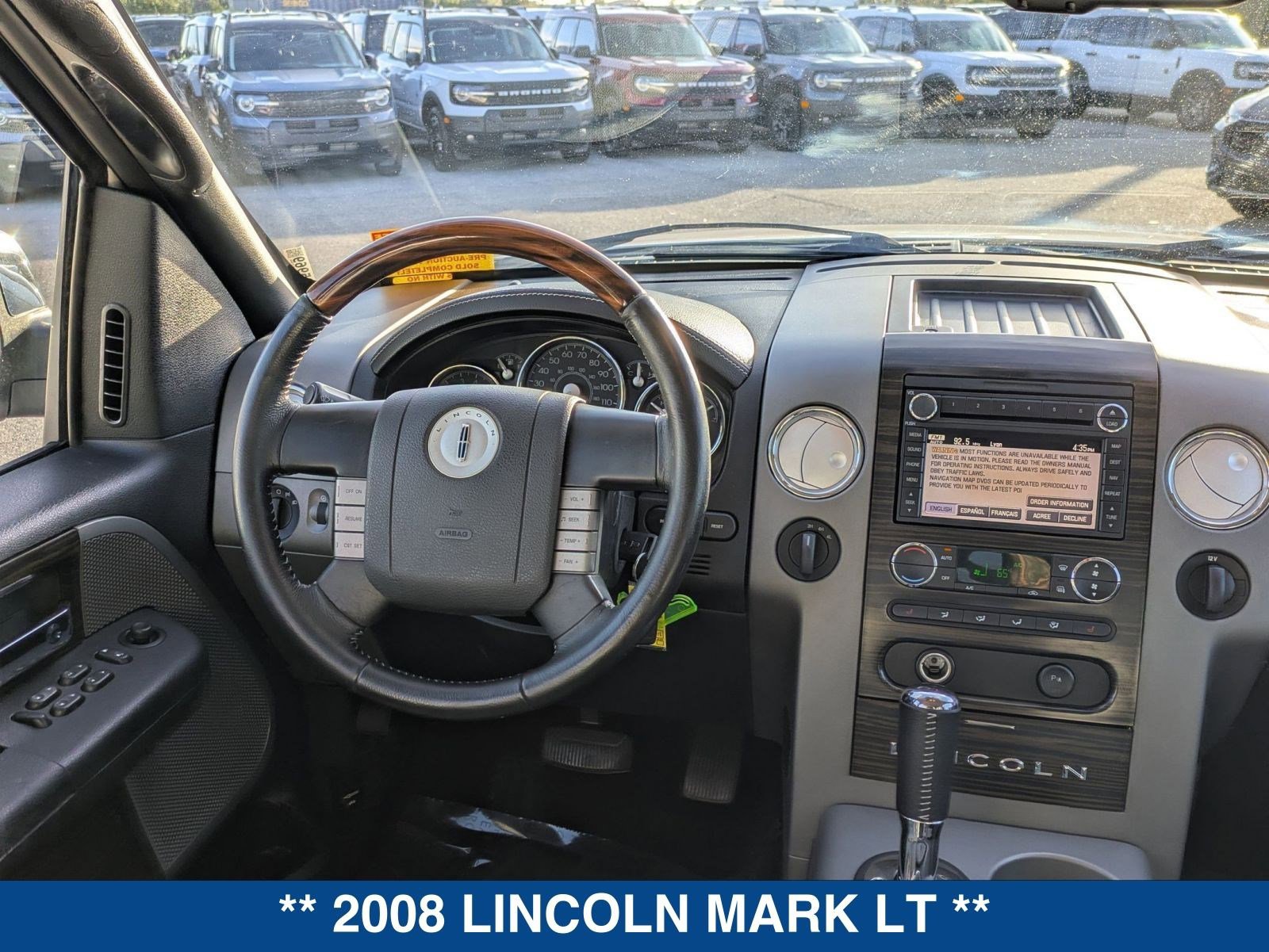Used 2008 Lincoln Mark LT 4x4 image 15