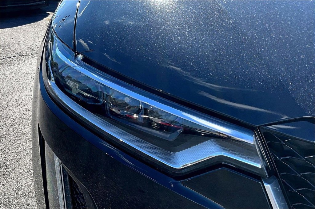 Certified 2023 Cadillac XT6 Sport w/ Platinum Package image 30