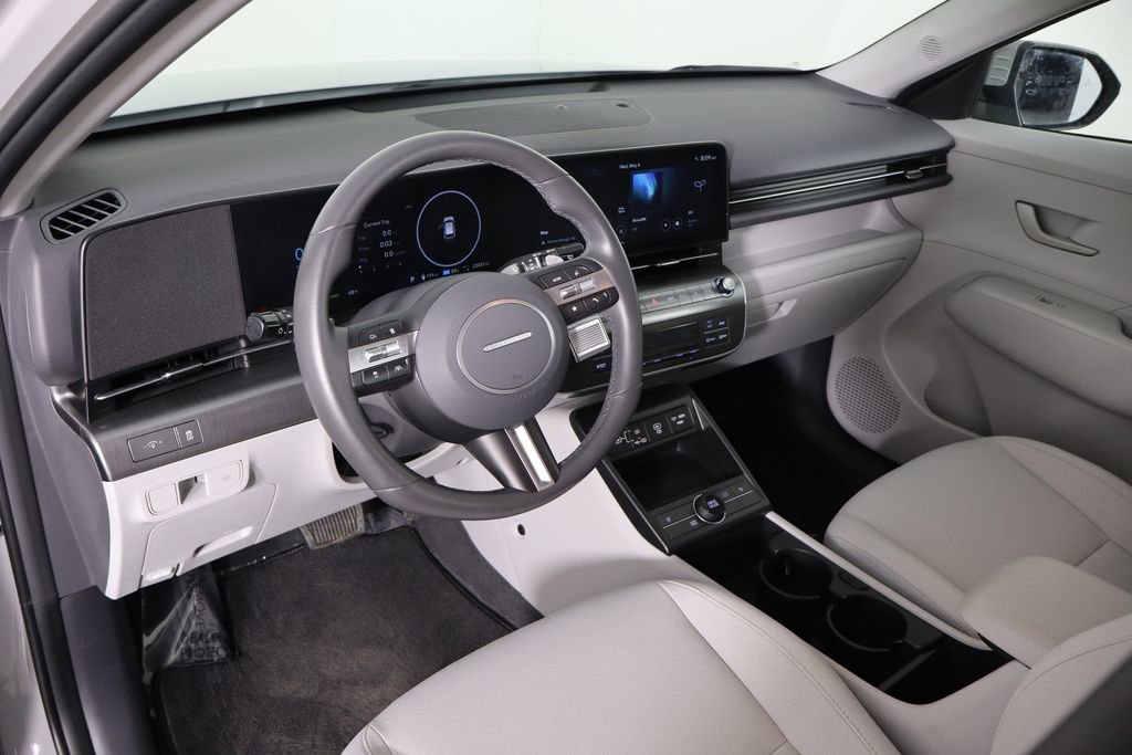 Used 2024 Hyundai Kona SEL FWD image 27