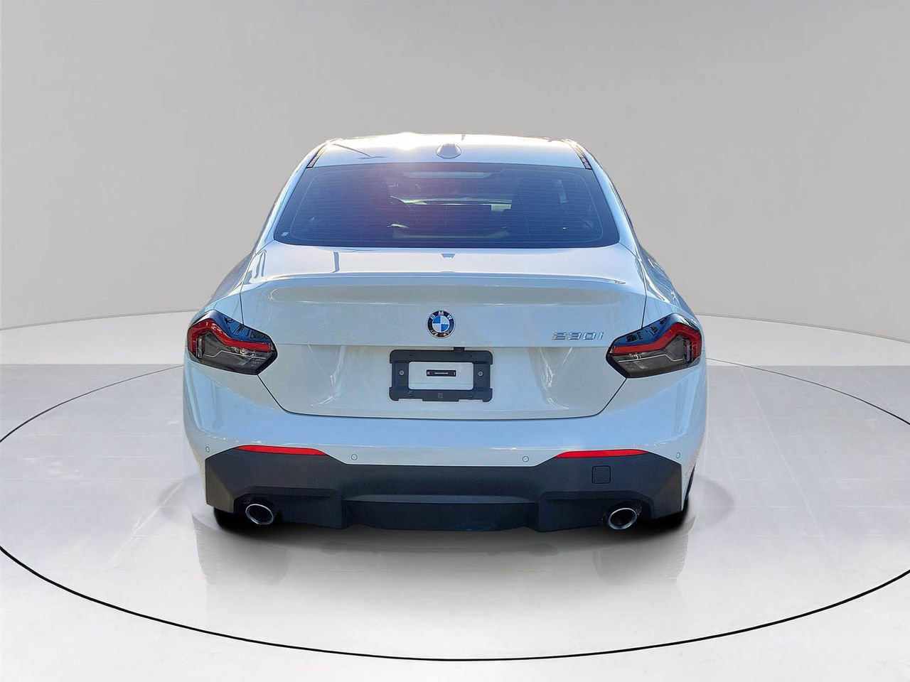 Used 2024 BMW 230i Coupe w/ Convenience Package image 5