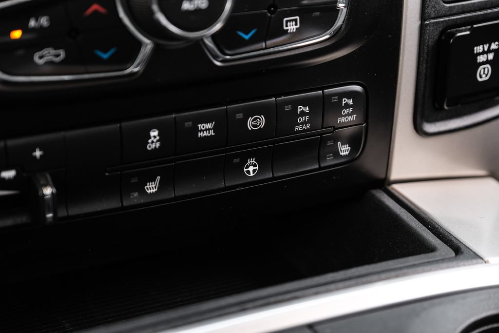 Used 2017 RAM 3500 Big Horn AWD/4WD image 18