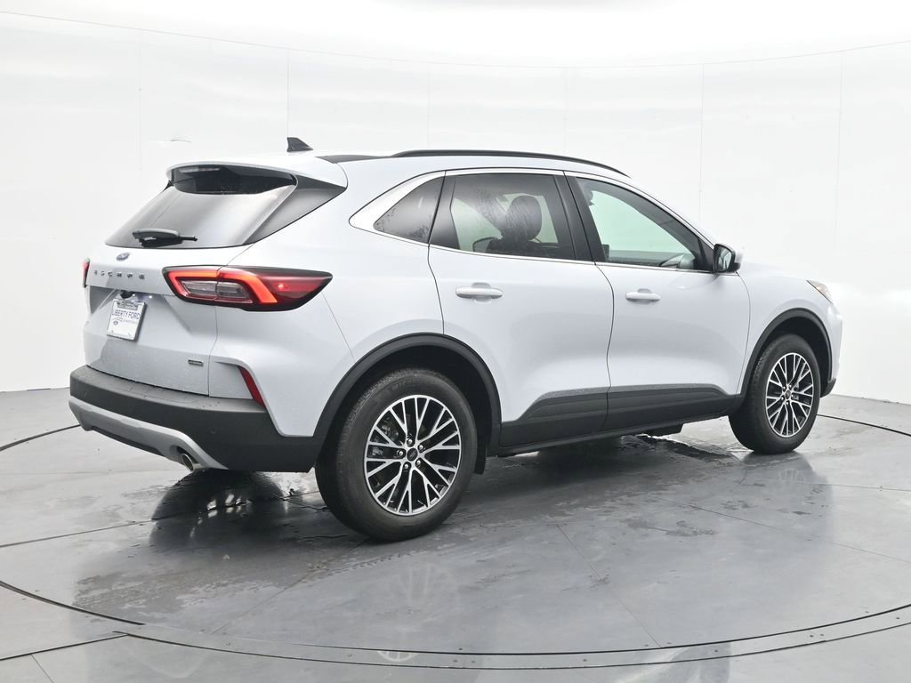 New 2026 Ford Escape SE image 7