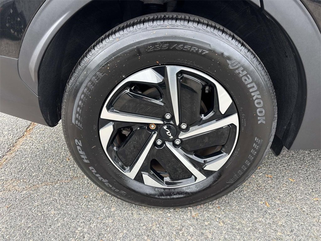 Used 2024 Kia Sportage LX image 31