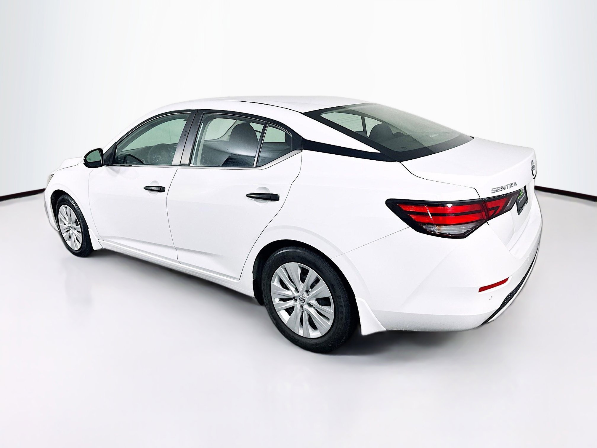 Used 2024 Nissan Sentra S image 5