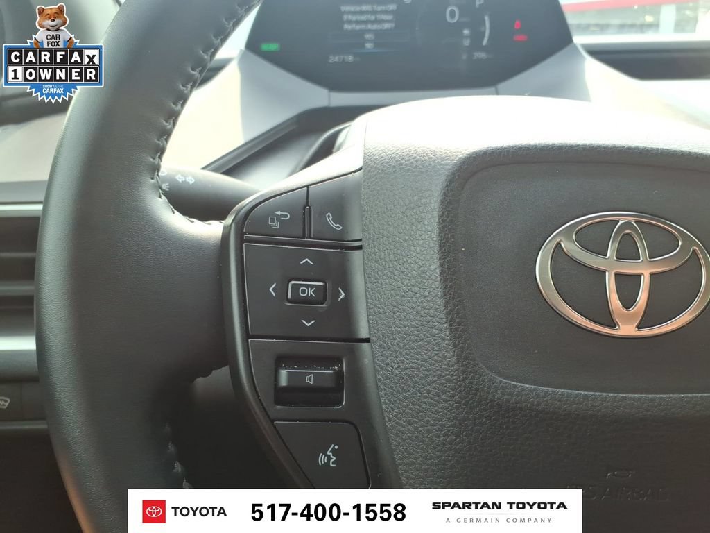 Used 2025 Toyota Prius LE FWD image 15