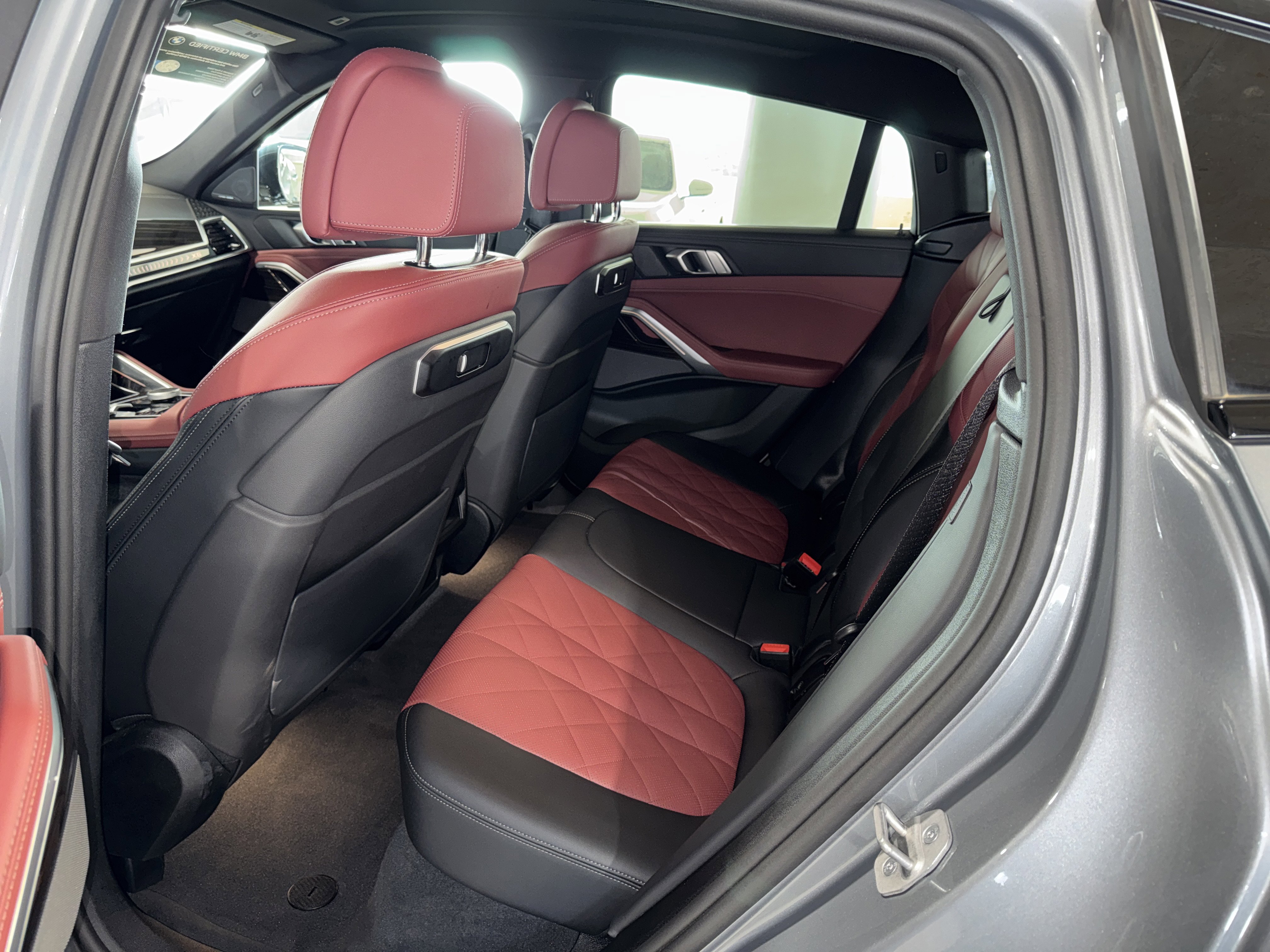 Certified 2025 BMW X6 xDrive40i image 15