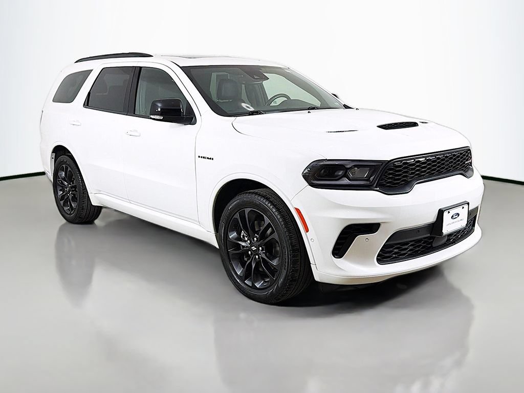 Used 2025 Dodge Durango R/T w/ Blacktop Package AWD/4WD image 47