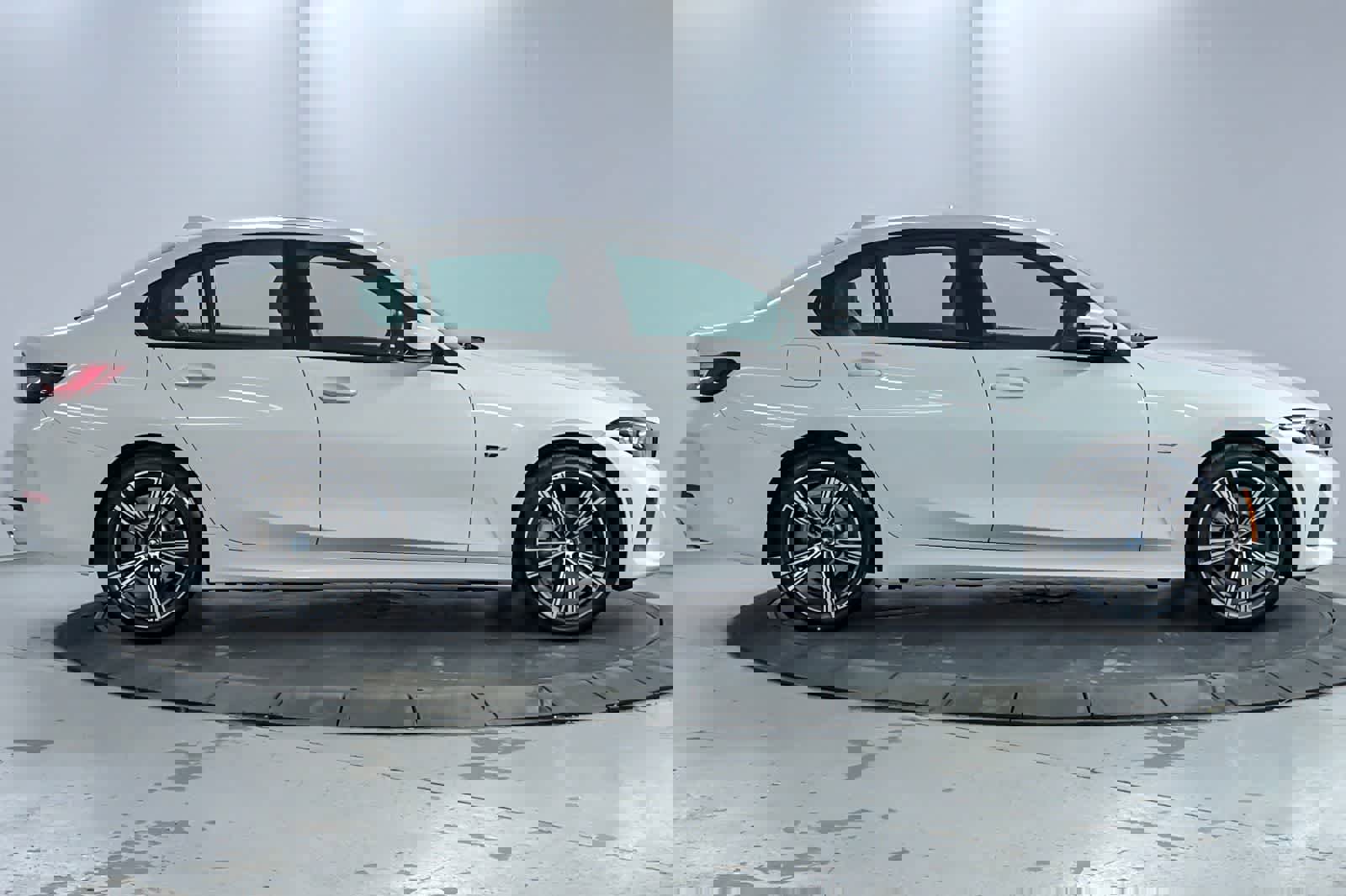 Used 2023 BMW 330e w/ Premium Package image 8