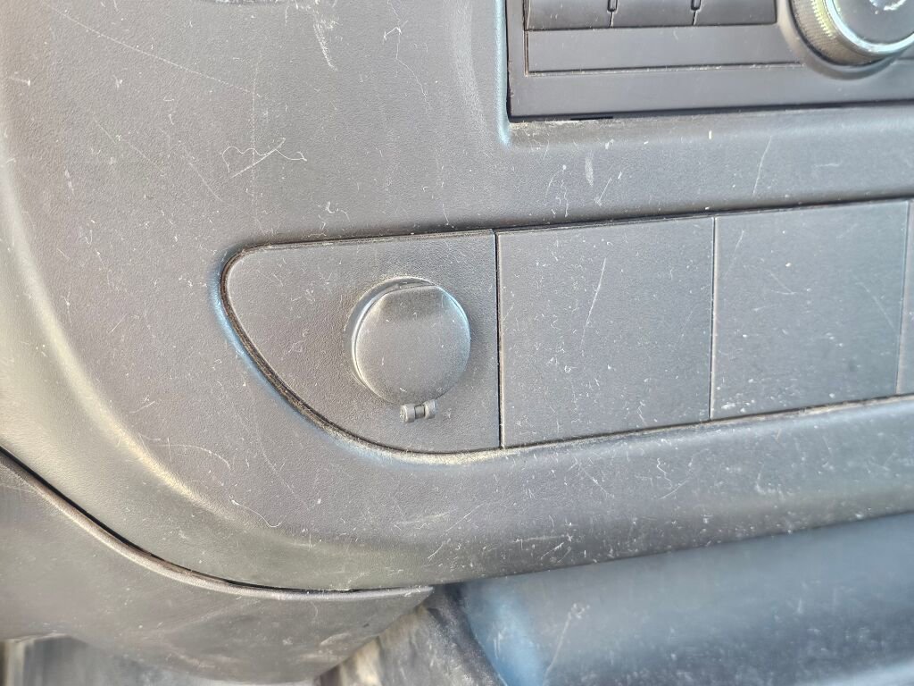 Used 2014 Chevrolet Express 3500 Extended w/ Chrome Appearance Package image 21