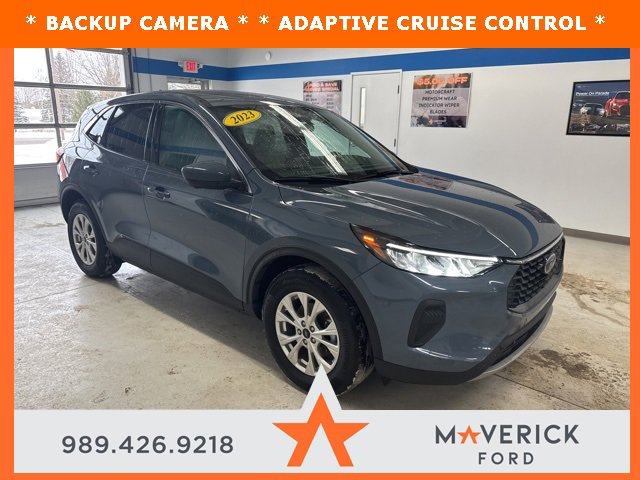Used 2023 Ford Escape Active w/ Tech Pack #2 image 1