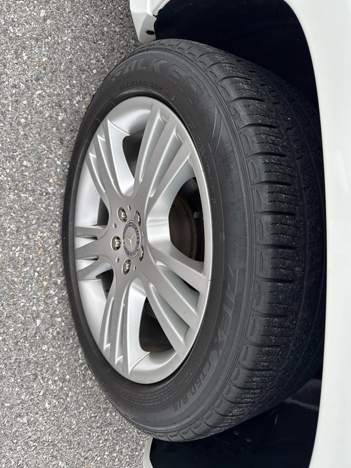 Used 2013 Mercedes-Benz GLK 350 2WD image 8