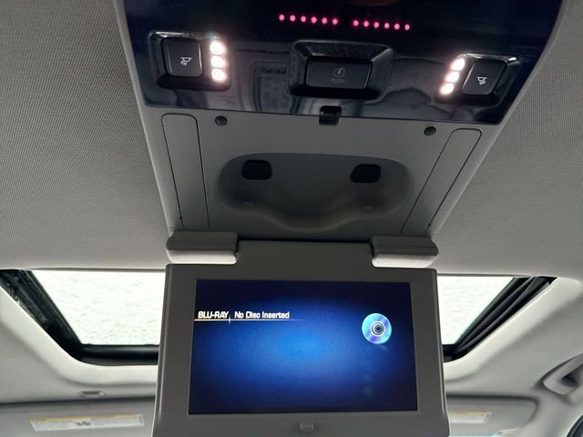 Used 2016 Cadillac Escalade Luxury AWD/4WD image 26
