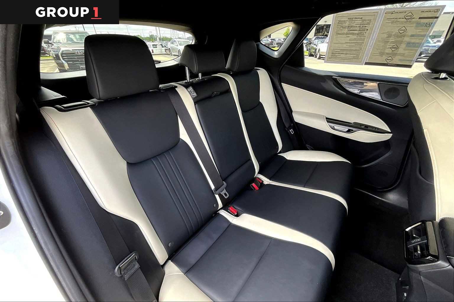 Used 2024 Lexus NX 250 FWD image 17