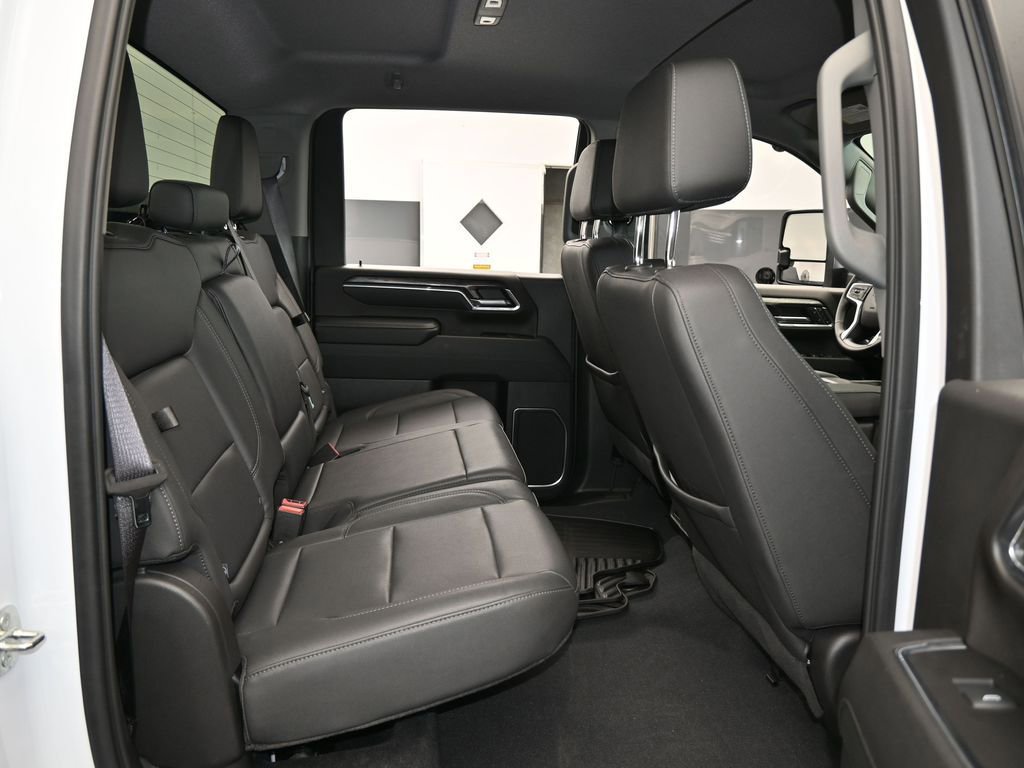 Used 2024 Chevrolet Silverado 2500 LTZ image 42