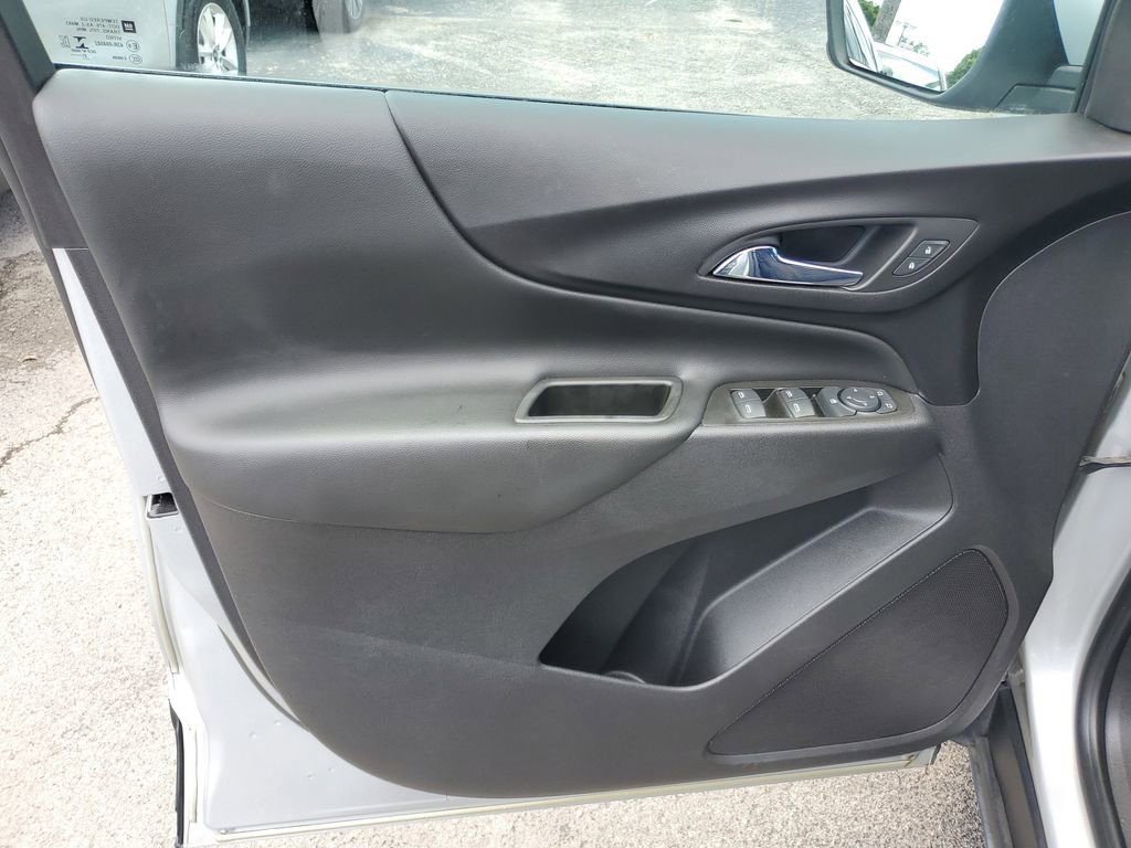 Used 2022 Chevrolet Equinox LT image 13