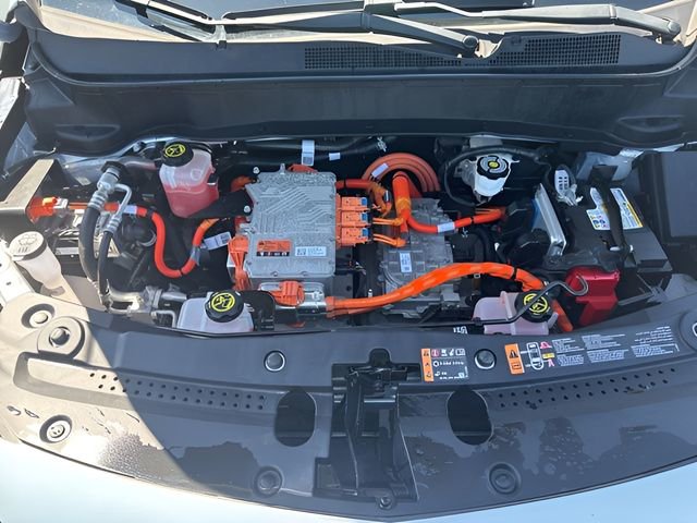 Used 2022 Chevrolet Bolt EUV LT w/ Comfort Package FWD image 33