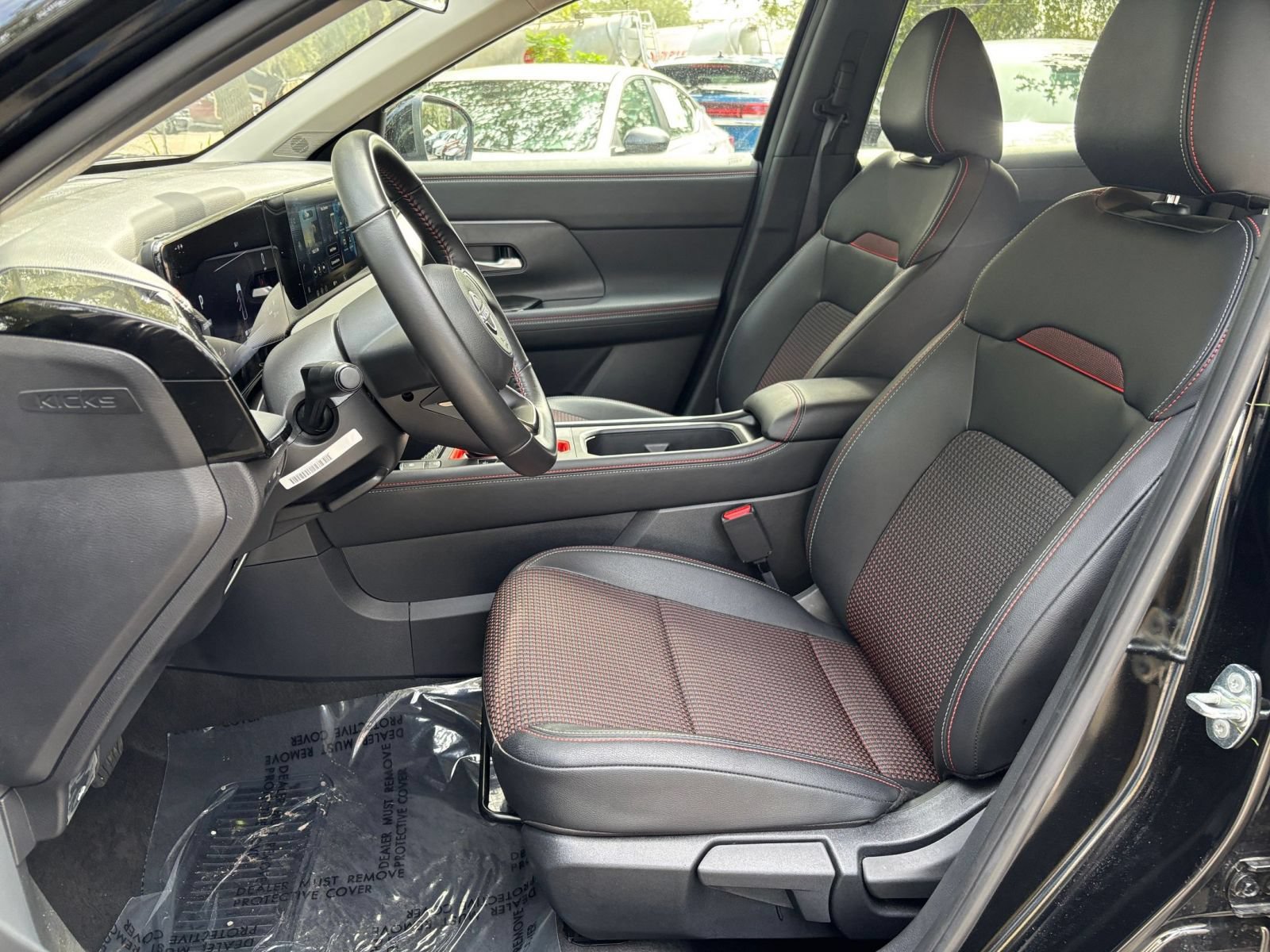 Used 2026 Nissan Kicks SR AWD/4WD image 25