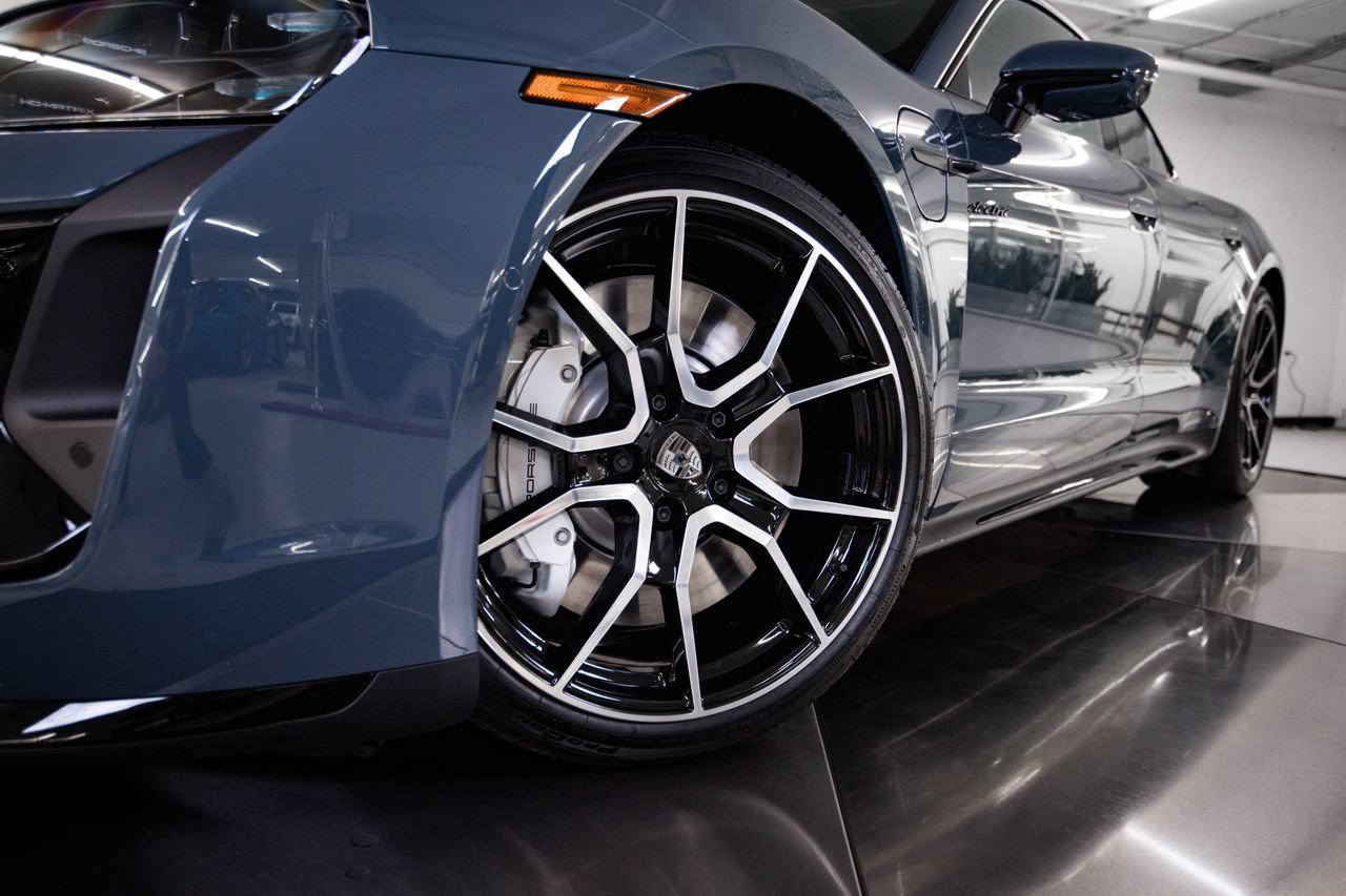 New 2026 Porsche Taycan Turbo AWD/4WD image 12