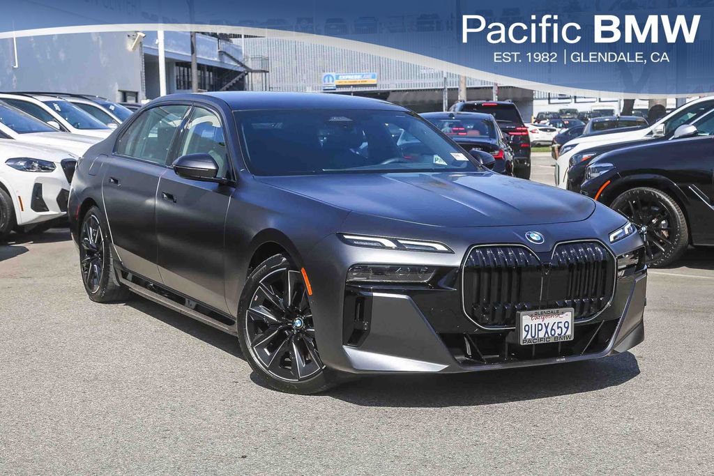 Used 2026 BMW i7 eDrive50 w/ M Sport Package