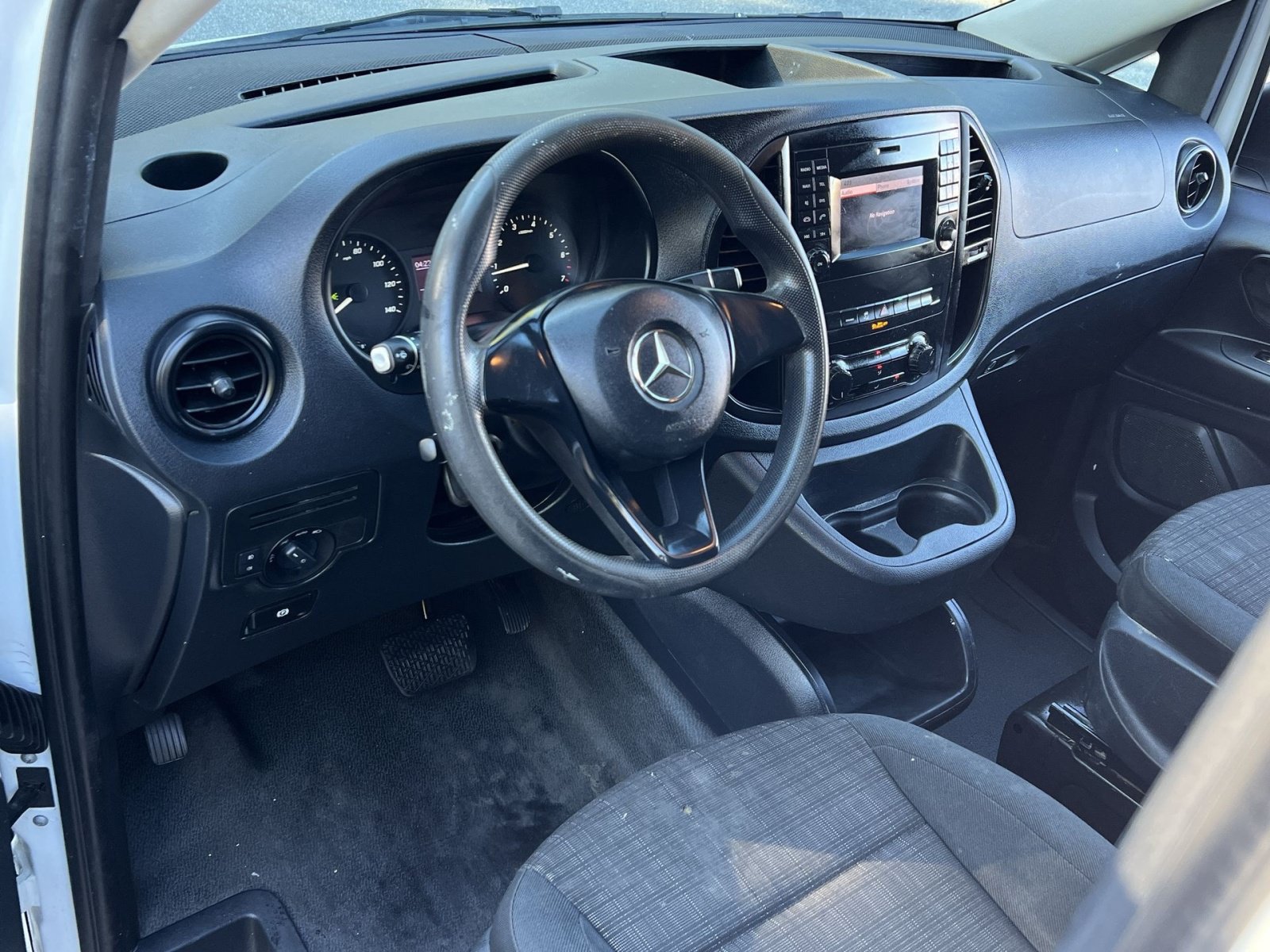 Used 2020 Mercedes-Benz Metris image 28