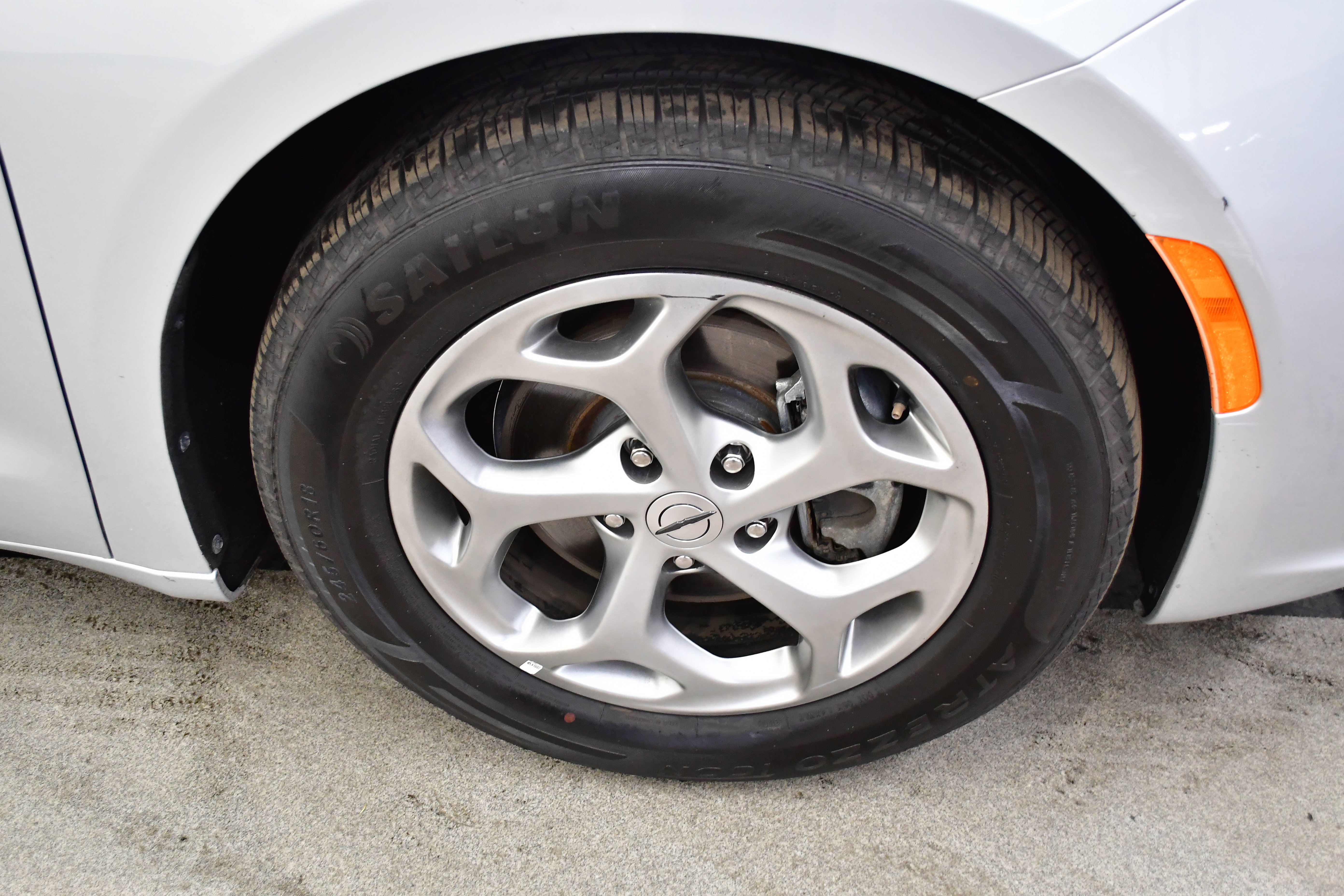 Used 2024 Chrysler Pacifica Limited image 63