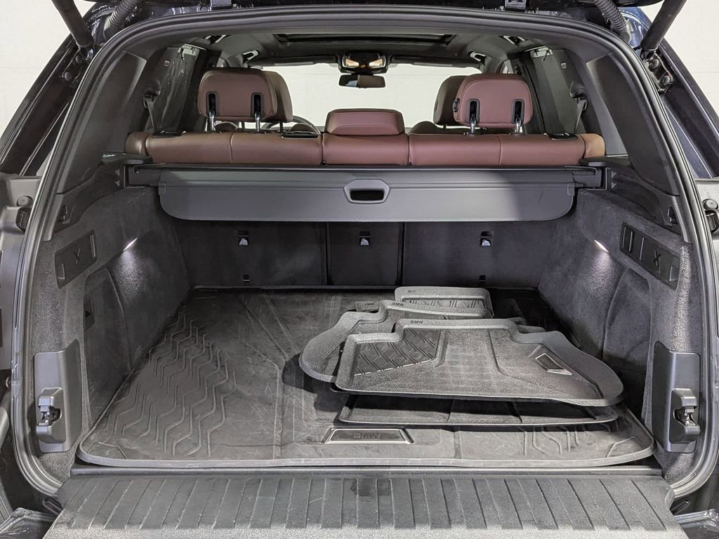 Certified 2024 BMW X5 xDrive40i w/ Executive Package image 49