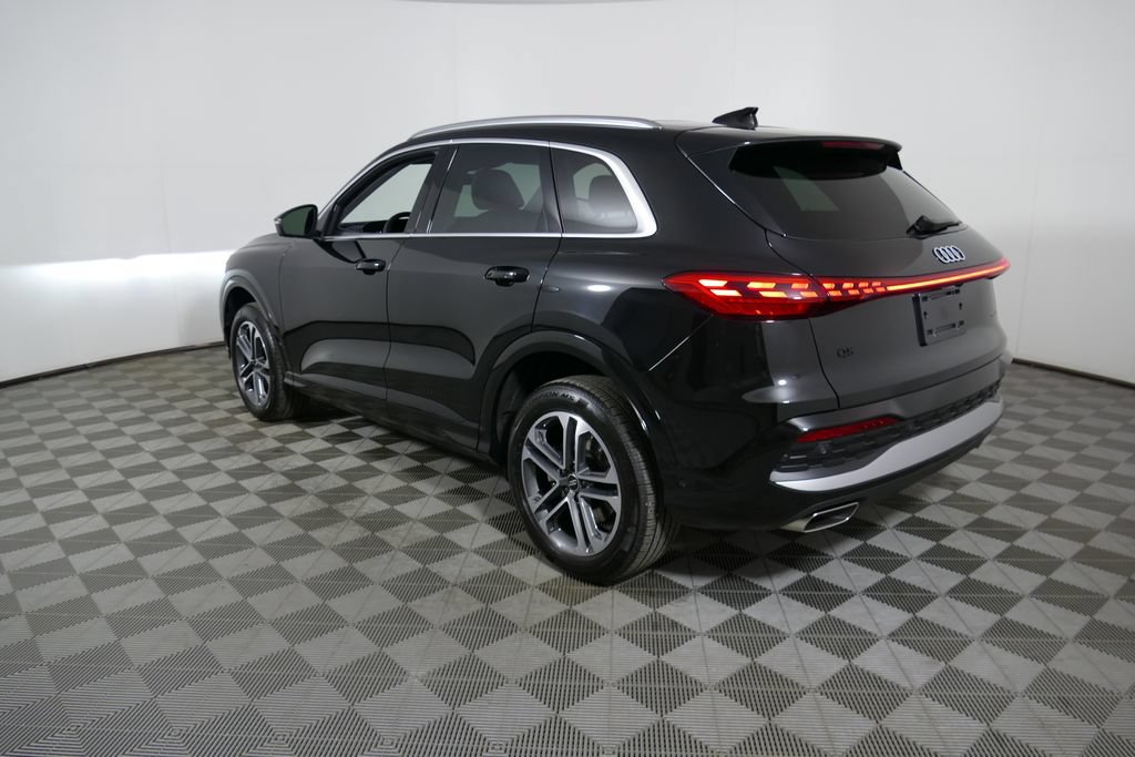 Certified 2025 Audi Q5 Premium w/ Convenience Package AWD/4WD image 7