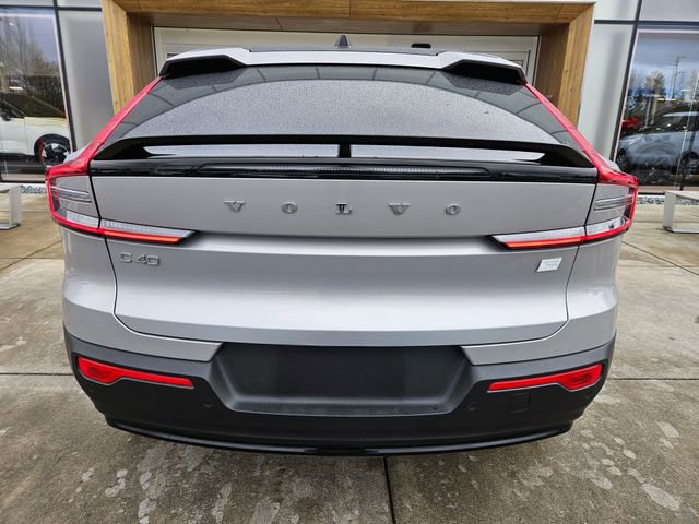Used 2023 Volvo C40 P8 Recharge Ultimate w/ Protection Package Premier image 6