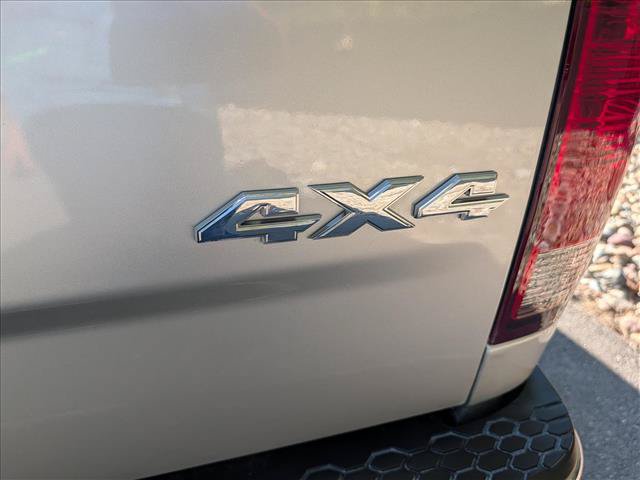 Used 2017 RAM 1500 ST w/ SXT Appearance Group AWD/4WD image 18