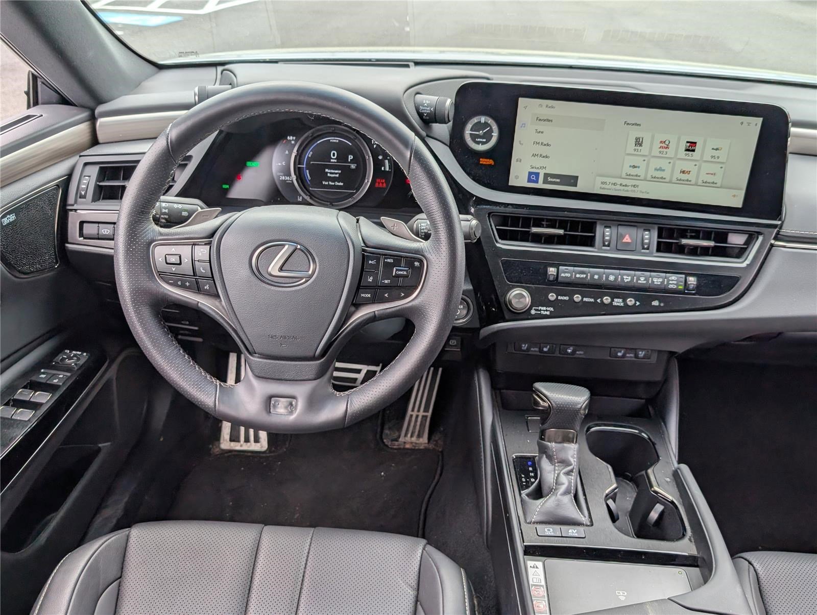 Used 2024 Lexus ES 300h F Sport image 17