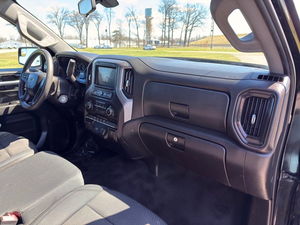 Used 2019 Chevrolet Silverado 1500 Custom Trail Boss w/ Custom Convenience Package AWD/4WD image 27