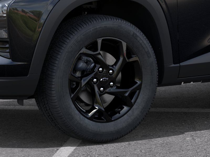New 2026 Chevrolet Trax LT w/ Midnight Edition FWD image 9